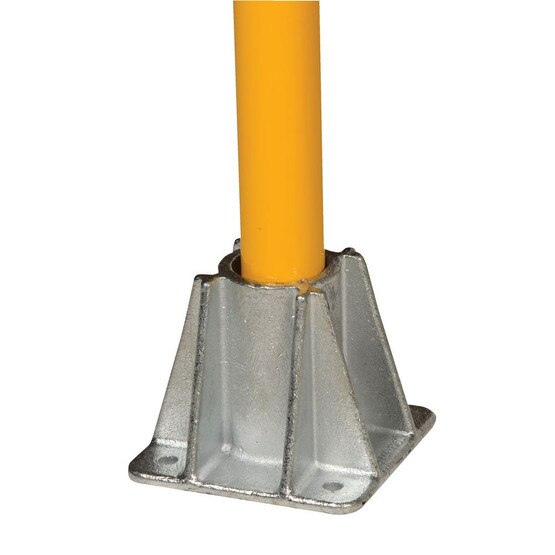 Vestil VDKR-P101 Pipe Safety Railing - Single Socket-2
